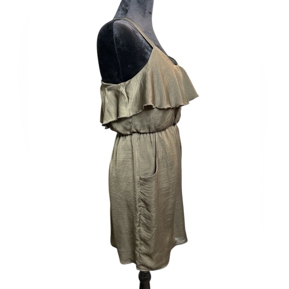 City Triangles Women’s Olive Green Ruffle Dress Size M – Belted, Sleeveless - Picture 3 of 11